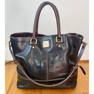 Dooney & Bourke Black Leather Chelsea Shopper Tote Bag